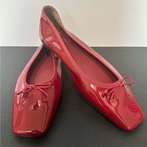 Women’s red patent ballet flats size 10M